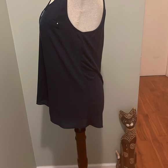 Elegant Navy Blue Sleeveless Top - Picture 6 of 7